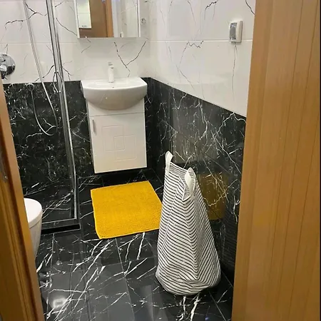 Boutique Yellow 1 Plovdiv