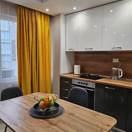 Boutique Yellow 1 Apartman *