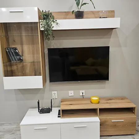 Boutique Yellow 1 Apartman *