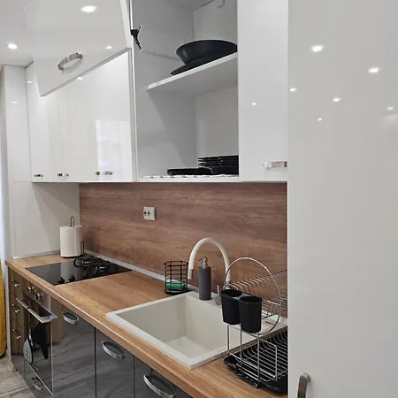 Boutique Yellow 1 Plovdiv