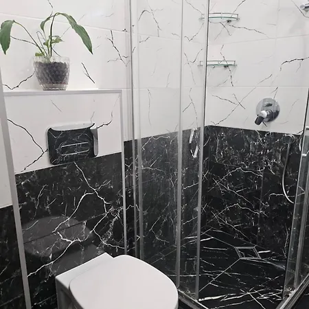 Apartman Boutique Yellow 1